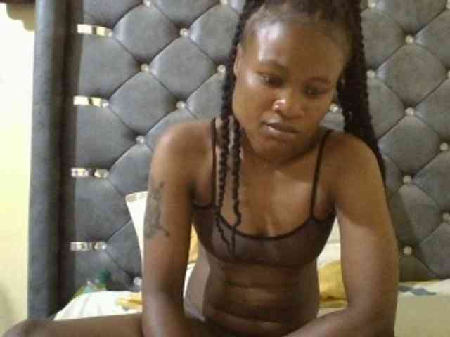 Maggieh22 webcam