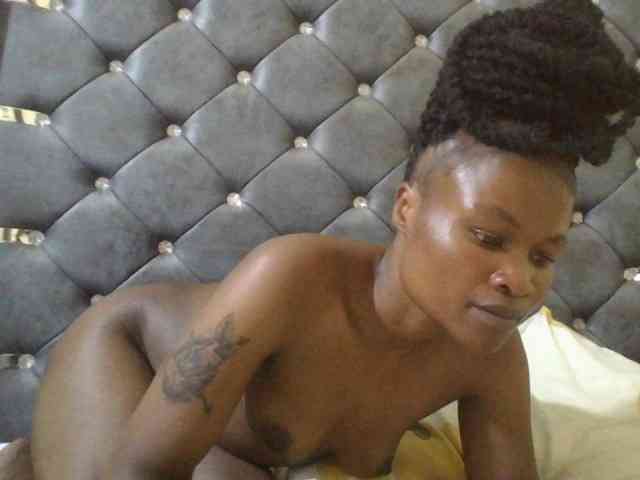 Maggieh22 webcam