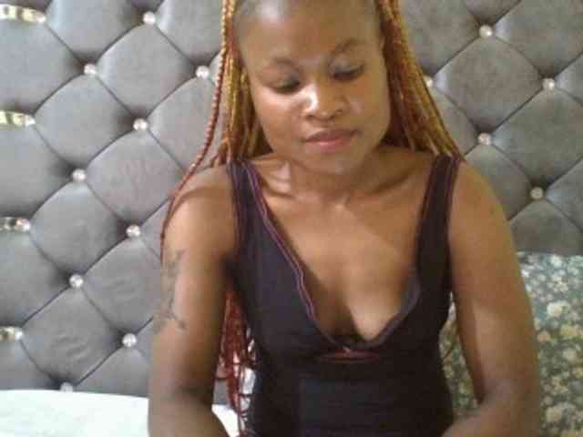 Maggieh22 webcam