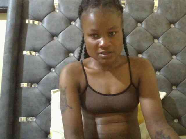 Maggieh22 webcam