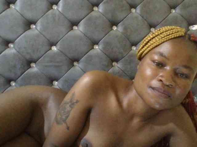 Maggieh22 webcam
