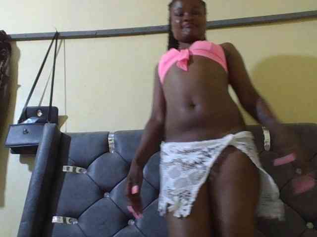 Maggieh22 webcam