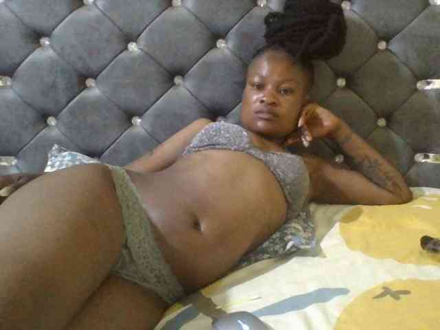 Maggieh22 webcam