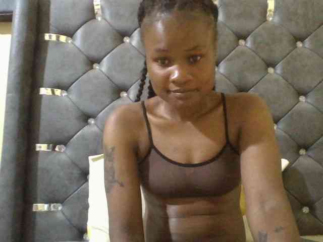 Maggieh22 webcam