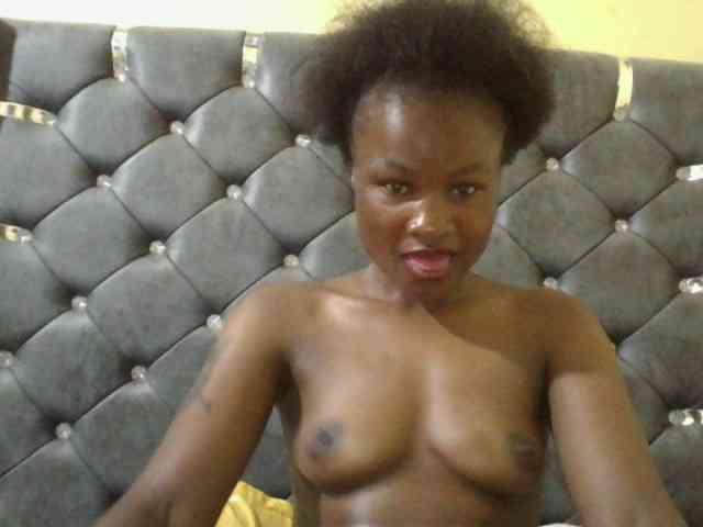 Maggieh22 webcam