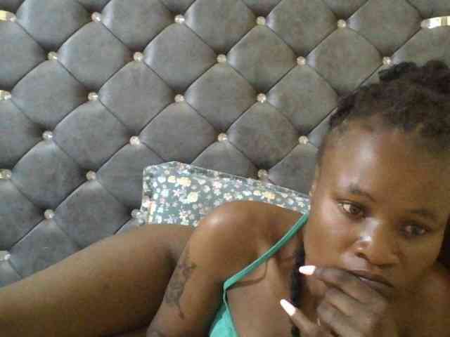 Maggieh22 webcam