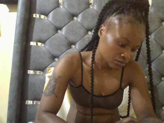 Maggieh22 webcam