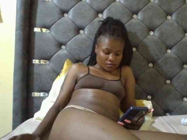 Maggieh22 webcam