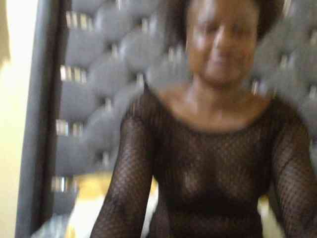 Maggieh22 webcam