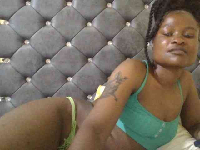 Maggieh22 webcam