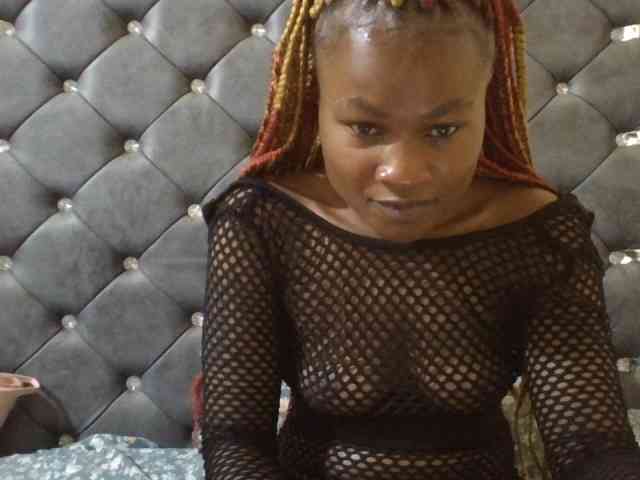 Maggieh22 webcam