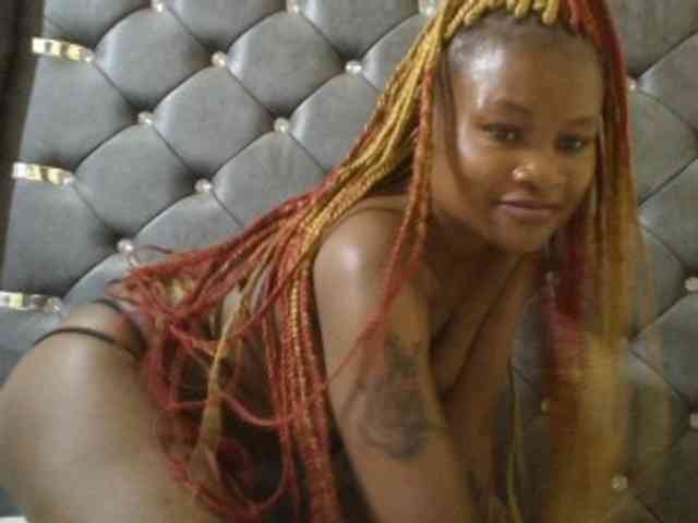 Maggieh22 webcam