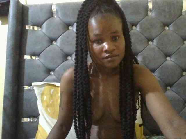 Maggieh22 webcam