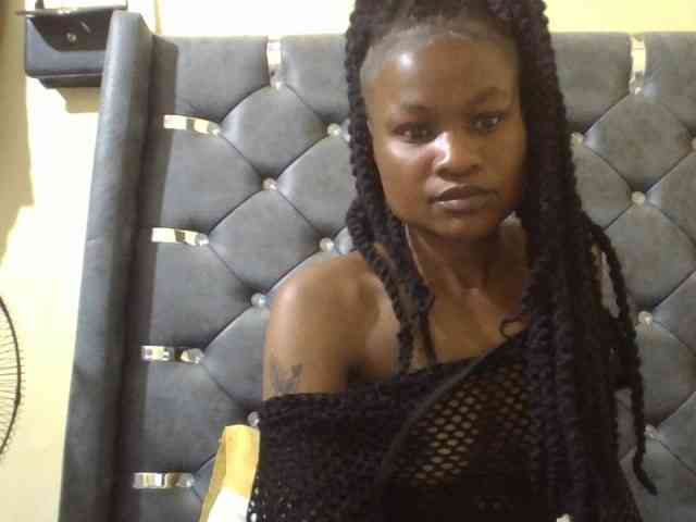 Maggieh22 webcam