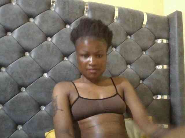Maggieh22 webcam