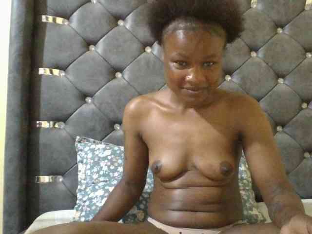 Maggieh22 webcam