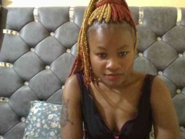 Maggieh22 webcam