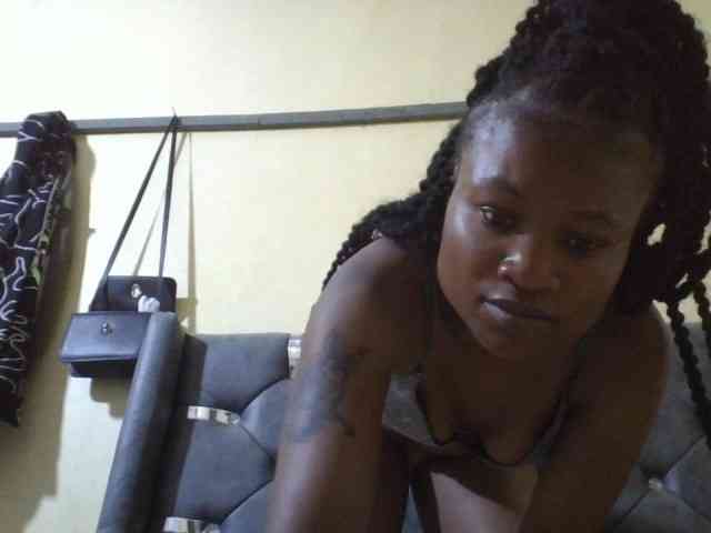 Maggieh22 webcam