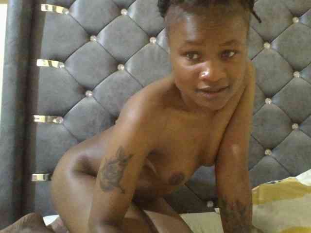 Maggieh22 webcam
