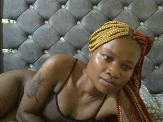 Maggieh22 webcam