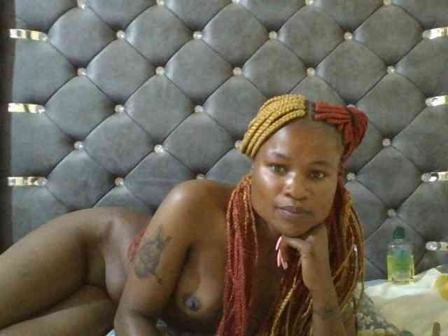 Maggieh22 webcam