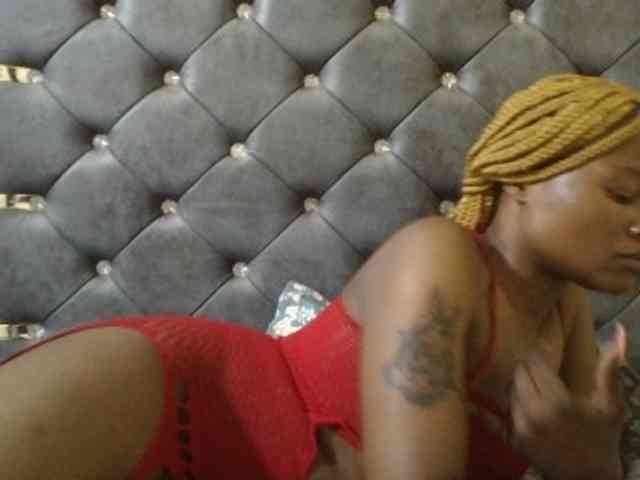 Maggieh22 webcam