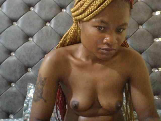 Maggieh22 webcam