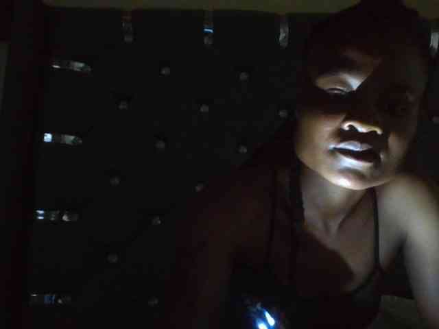 Maggieh22 webcam