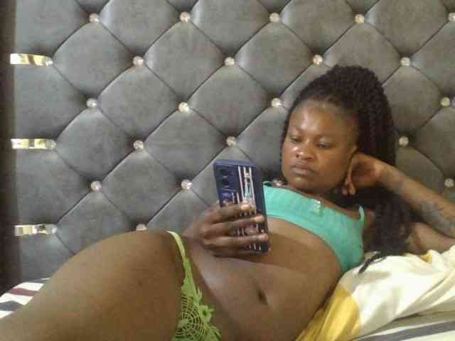 Maggieh22 webcam