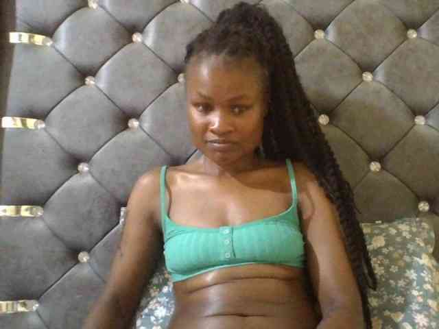 Maggieh22 webcam