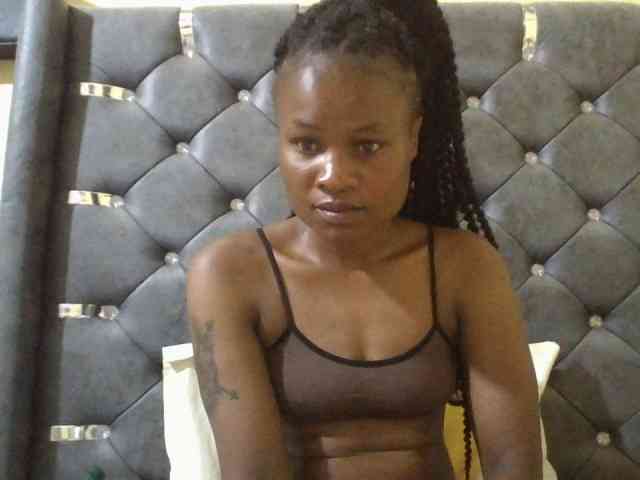 Maggieh22 webcam