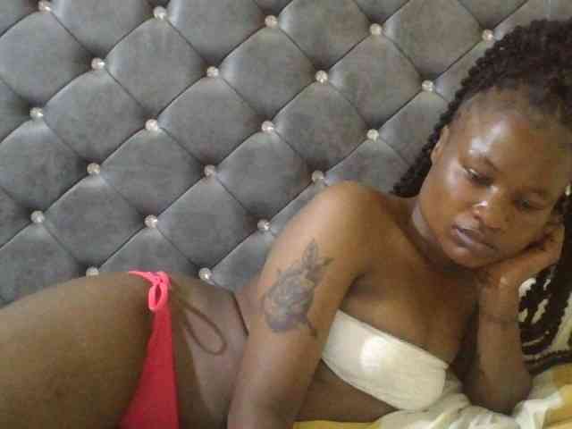 Maggieh22 webcam