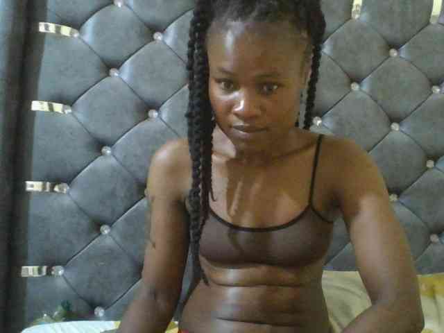 Maggieh22 webcam