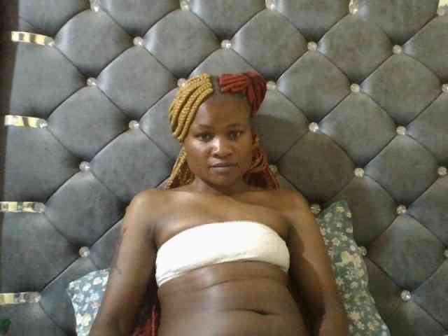 Maggieh22 webcam