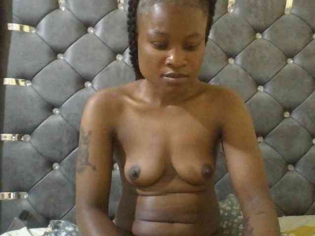Maggieh22 webcam