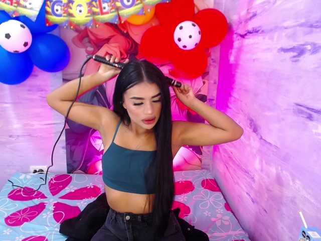 Nataly-Campbell live cam on BongaCams