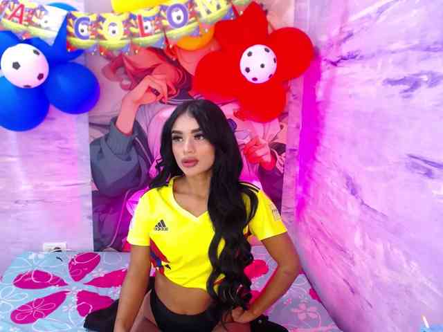 Nataly-Campbell webcam
