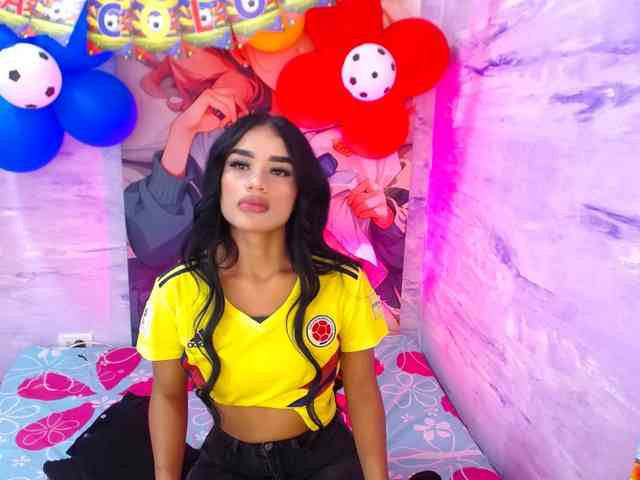 Nataly-Campbell webcam