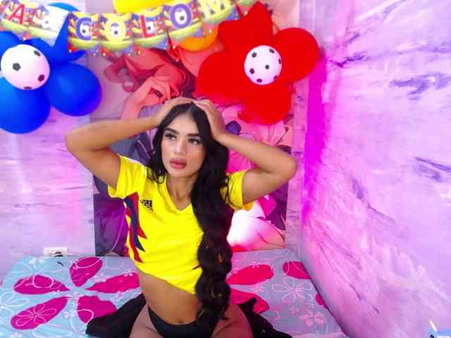 Nataly-Campbell webcam