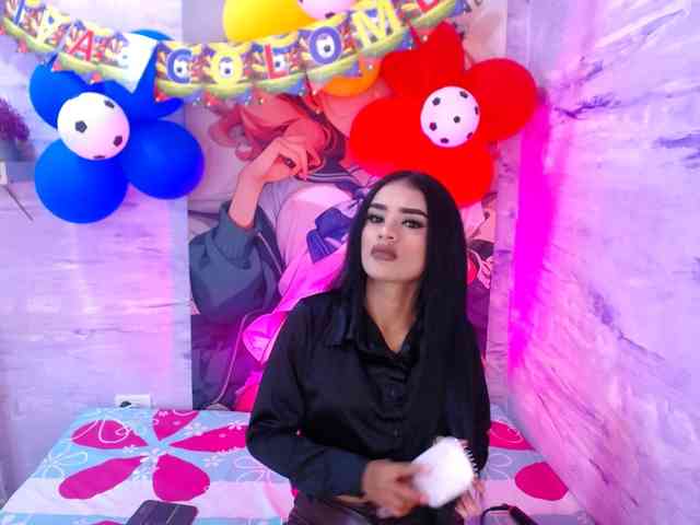 Nataly-Campbell webcam