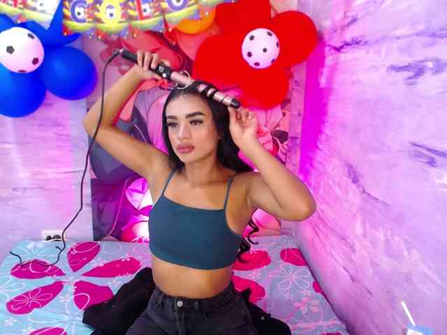 Nataly-Campbell webcam