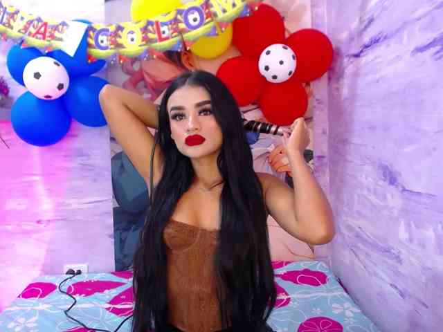 Nataly-Campbell webcam