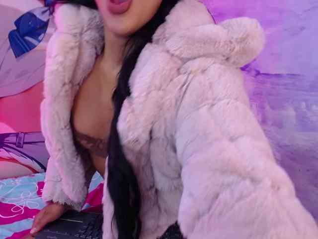 Nataly-Campbell webcam