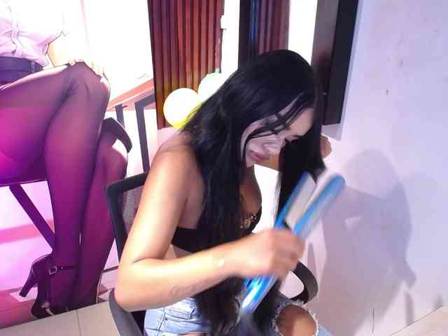 Nataly-Campbell webcam