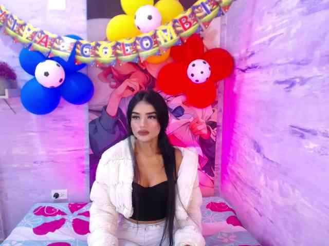 Nataly-Campbell webcam