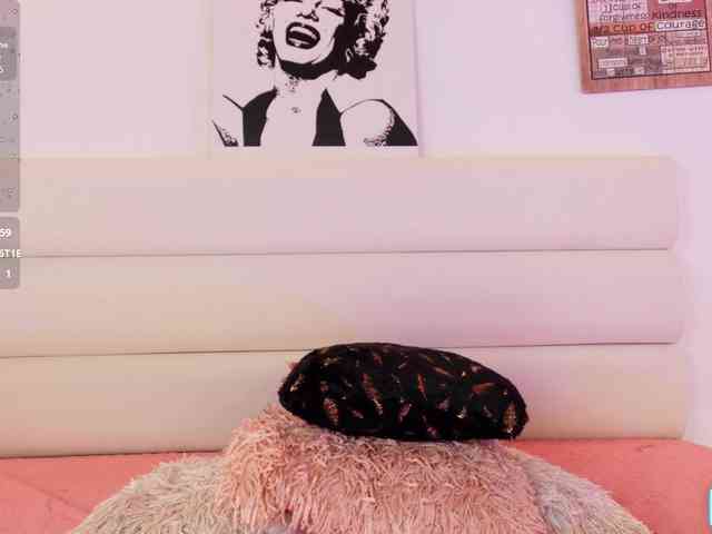 Estrellaa-suarez webcam