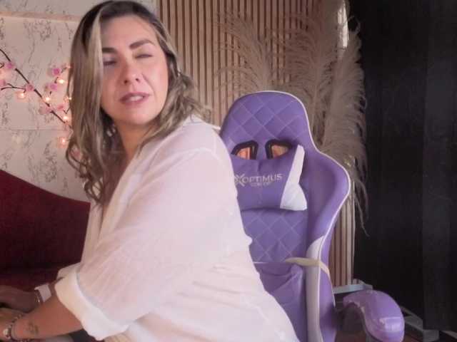 Isabellalita live cam on BongaCams