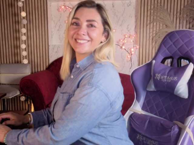 Isabellalita live cam on BongaCams