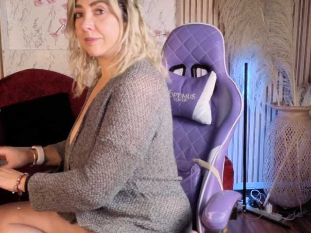 Isabellalita live cam on BongaCams