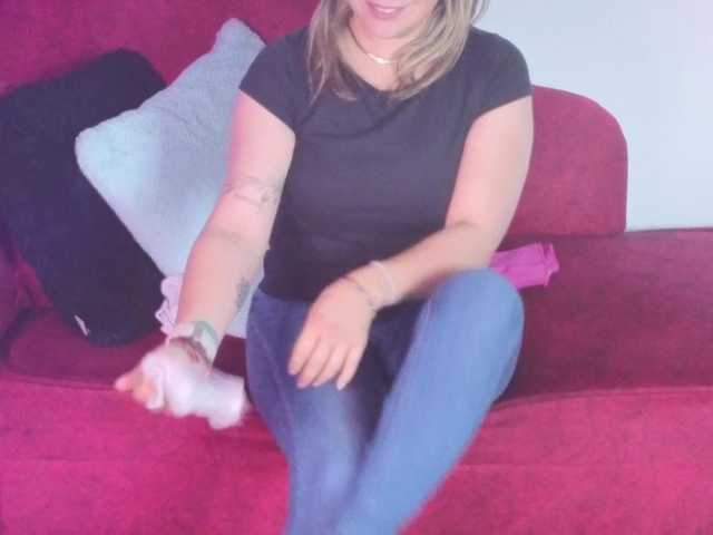 Isabellalita live cam on BongaCams